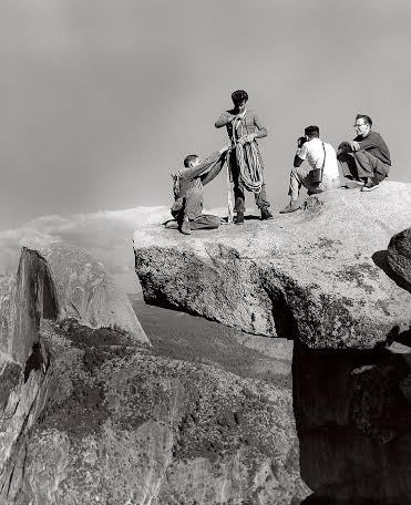 Overhanging Rock, Glacier Point, a favorite locale for “I was there” photographs. ph. Jerry Gallwas Collection