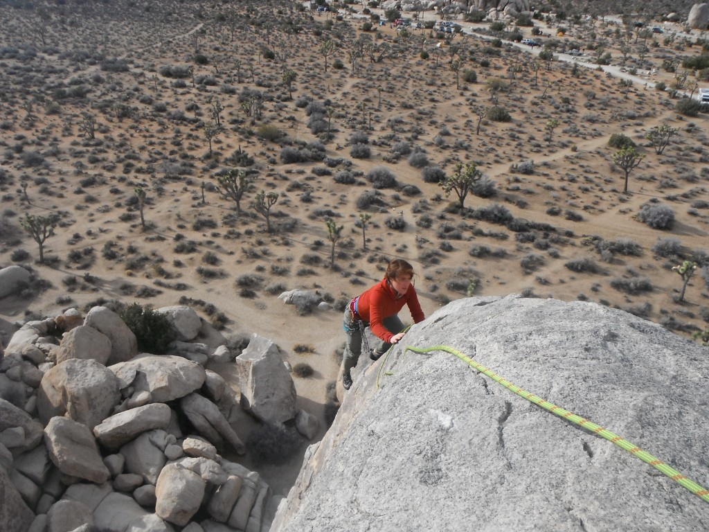 The Curve is a great rope for cragging around Joshua Tree. Lilly Hancock starts the morning on Headstone Rock.